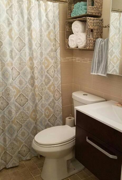 1St Floor, A/C Everywhere, Balcony With Beach View In Luquillo Extérieur photo